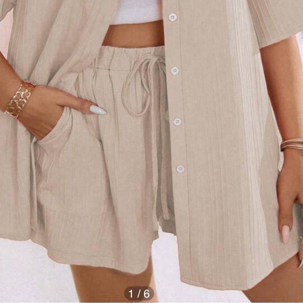 6/$28❗️Beige flowy shorts - Picture 9 of 11